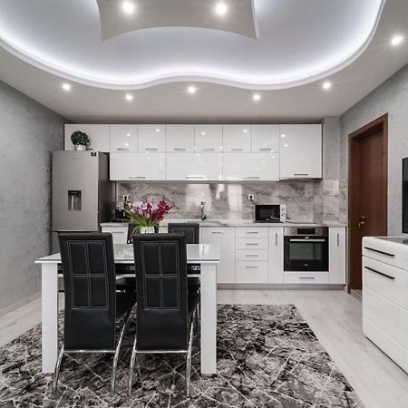 City Apartments - A Brand New Luxury & Comfy 2 Asenovgrad Extérieur photo