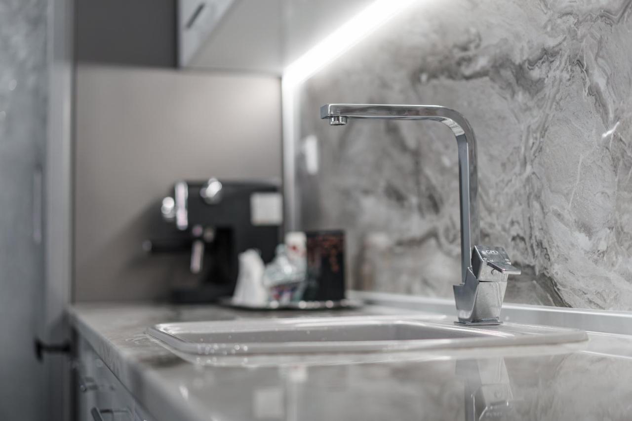 City Apartments - A Brand New Luxury & Comfy 2 Asenovgrad Extérieur photo