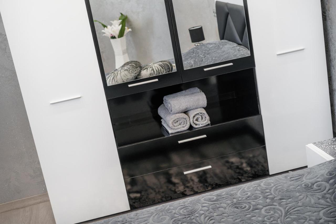 City Apartments - A Brand New Luxury & Comfy 2 Asenovgrad Extérieur photo